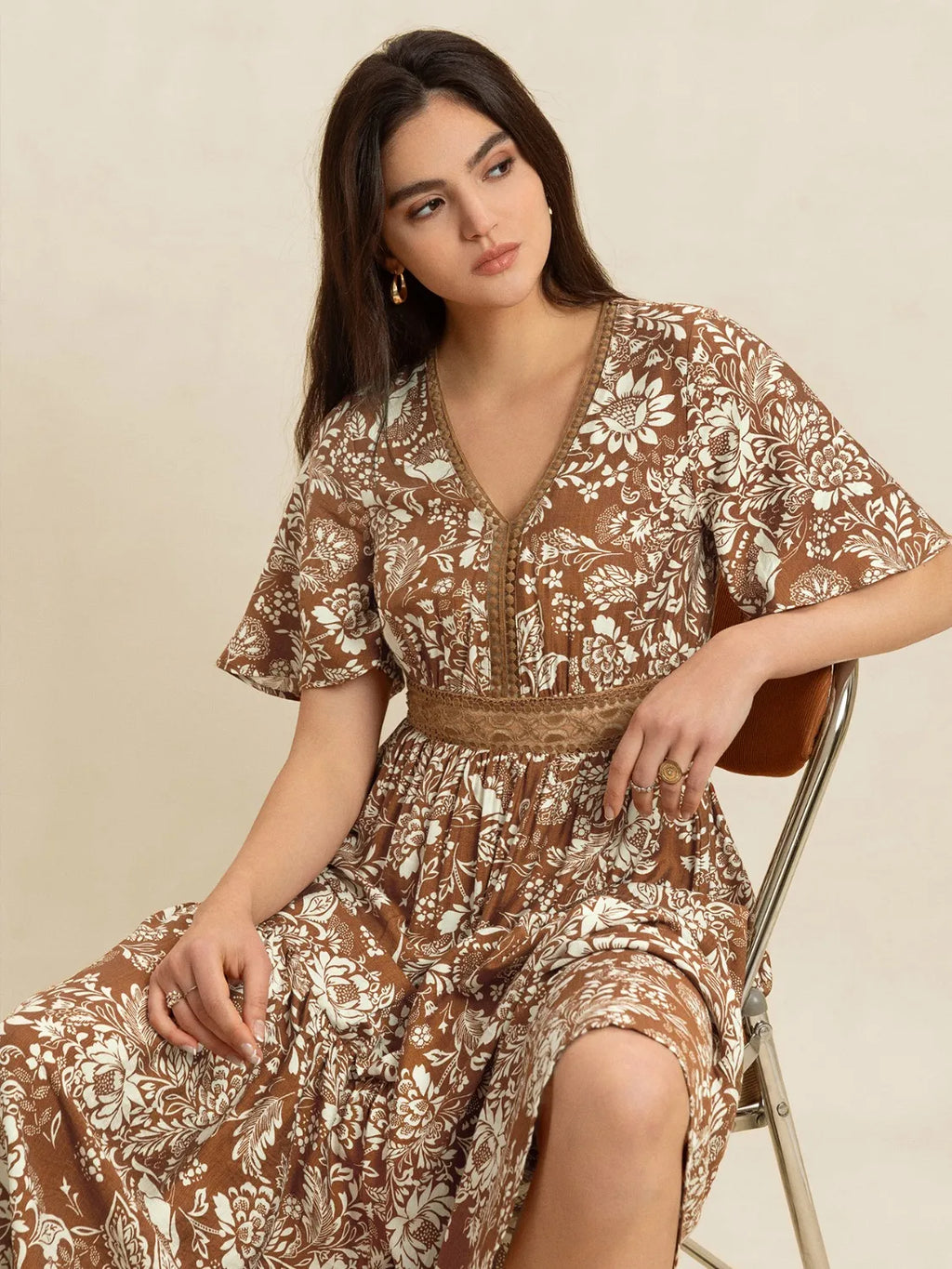 Lace Detail Printed Short Sleeve Midi Dress
