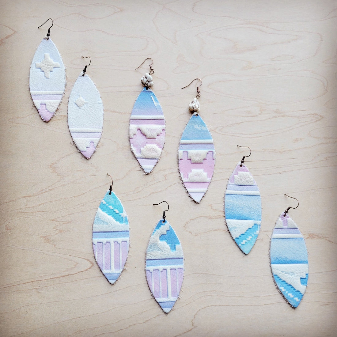 **Leather Oval Earring-Pastel Navajo 224v