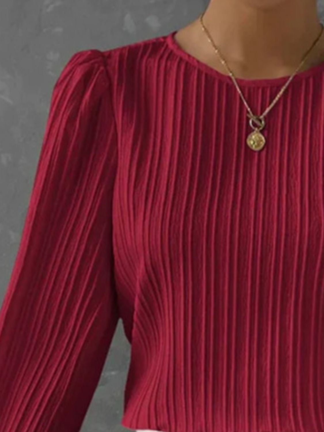 White Round Neck Pleated Long Sleeve Blouse
