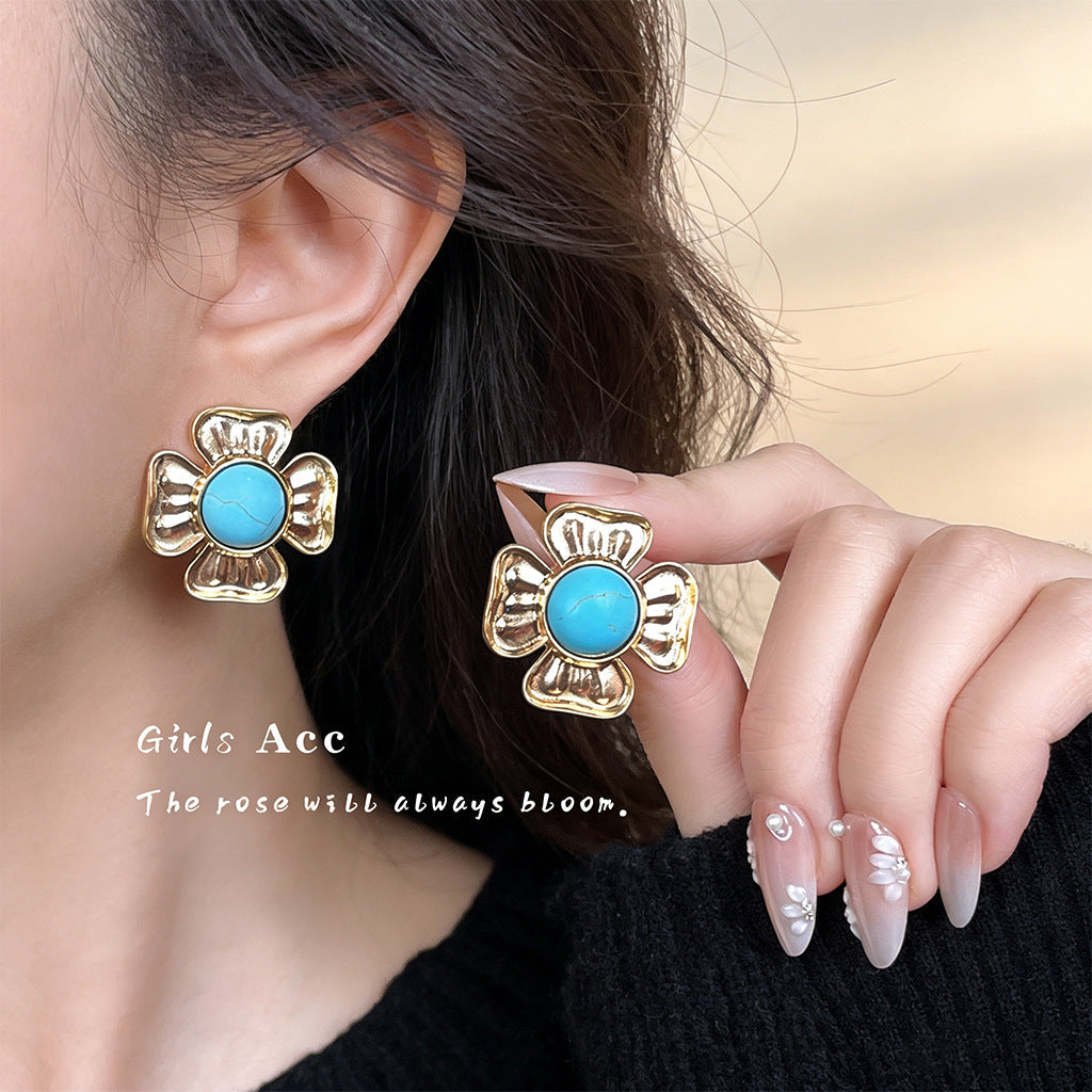 Vintage High-end Earrings Bold And Personalized Ear Cuffs