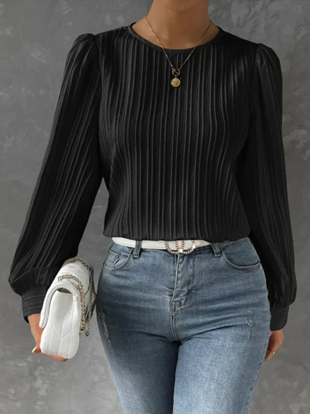 White Round Neck Pleated Long Sleeve Blouse