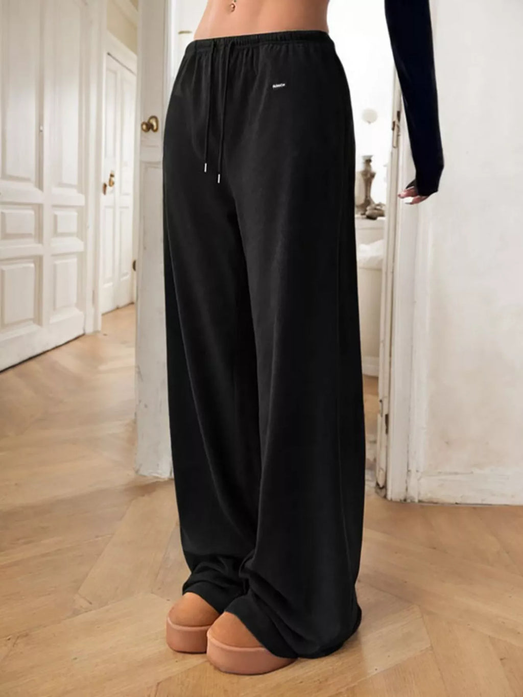 Relaxed Fit Drawstring Pants