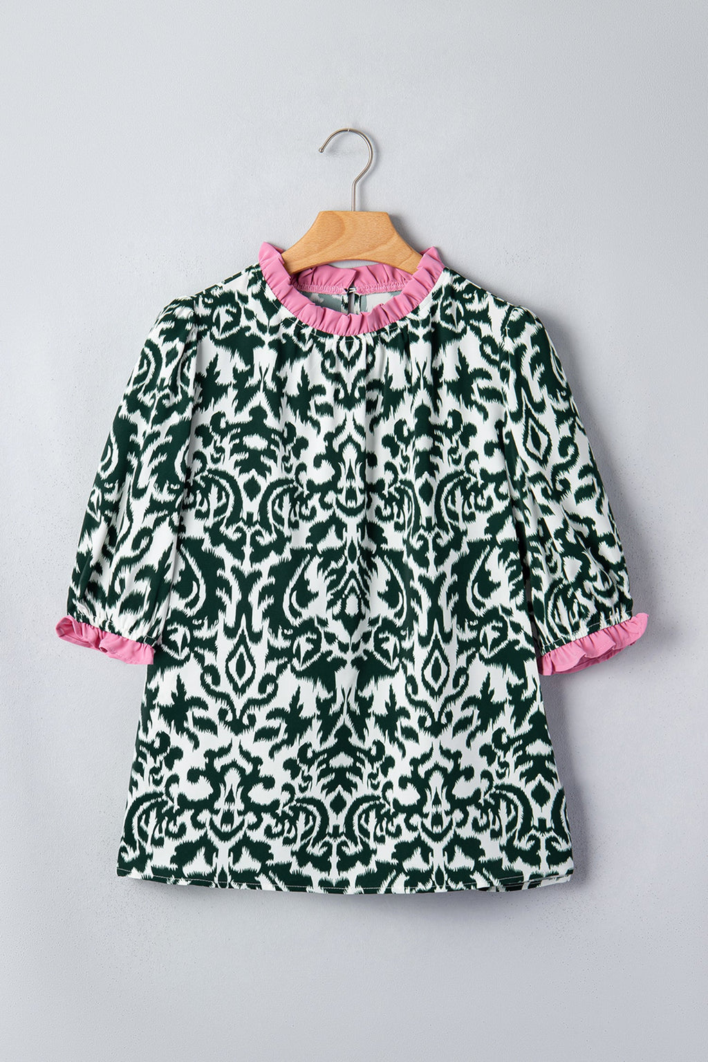 Damask Colorblock Ruffle Trim Short Sleeve Blouse in Green White