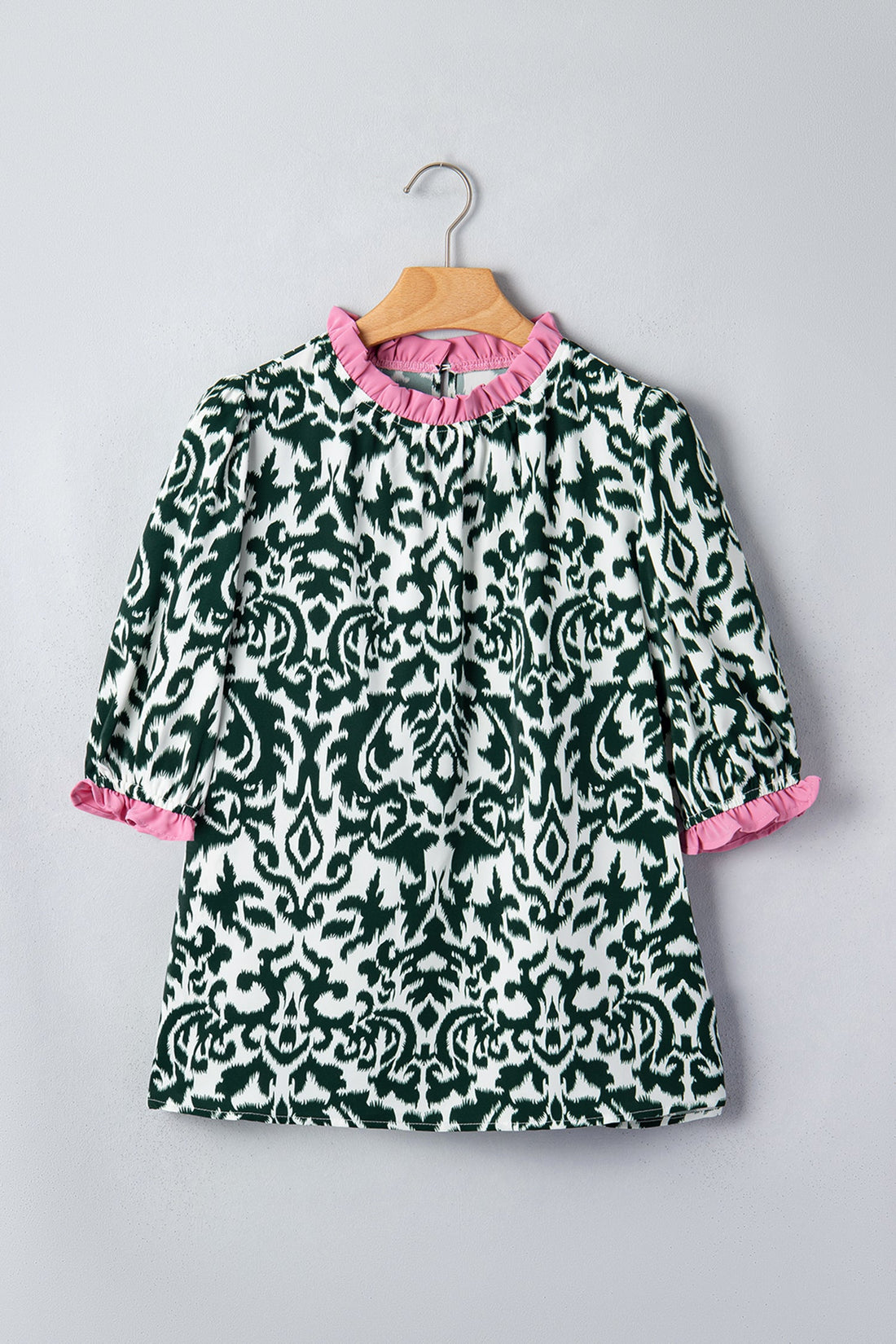 Damask Colorblock Ruffle Trim Short Sleeve Blouse in Green White