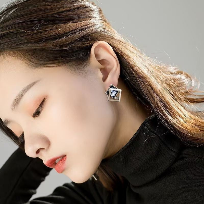 Quadrilateral Geometric Stud Earrings 8K Gold Plated Luxury
