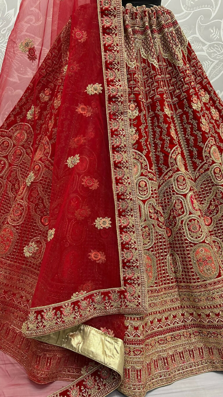 Red Velvet Wedding Lehenga Choli with Zircon Diamond Embroidery