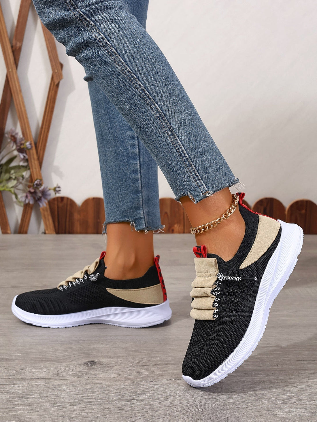Women’s Non-Slip Knit Casual Sneakers Comfortable Walking Shoes