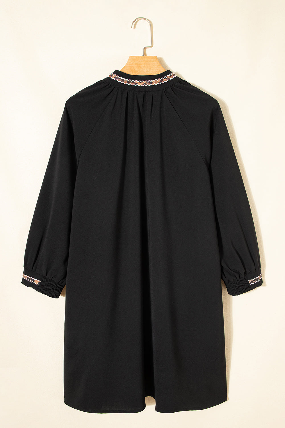 Contrast Trim V-Neck 3/4 Sleeve Mini Dress
