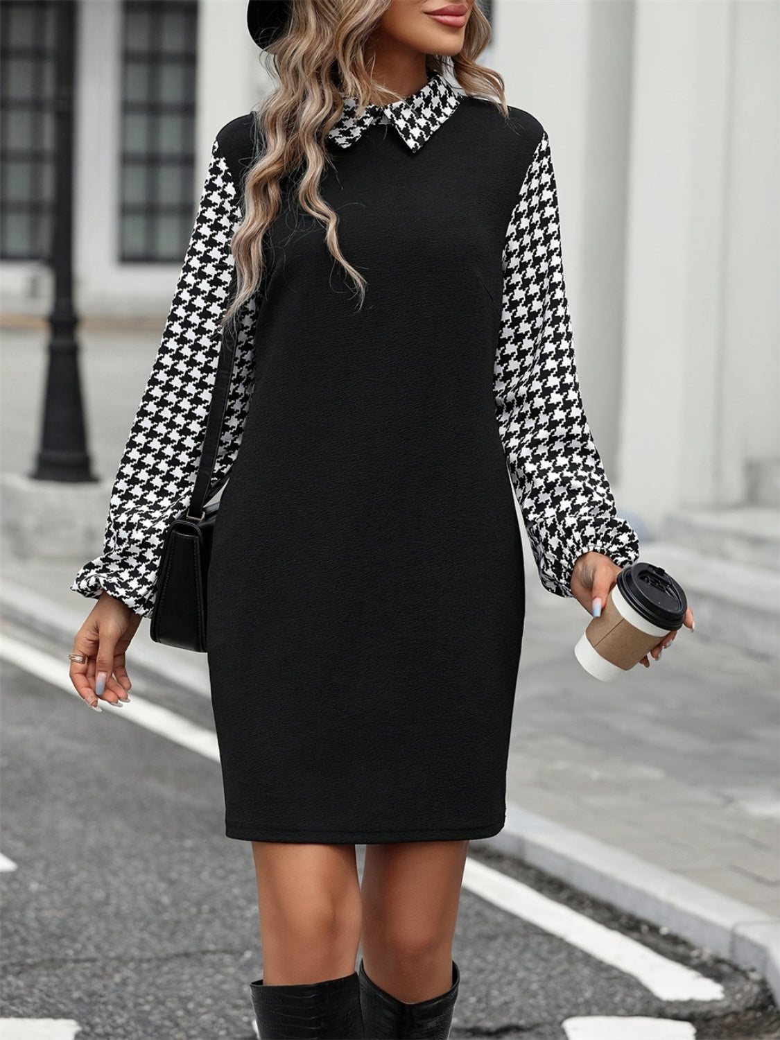 Vintage Mod Collared Mini Dress in Black and White