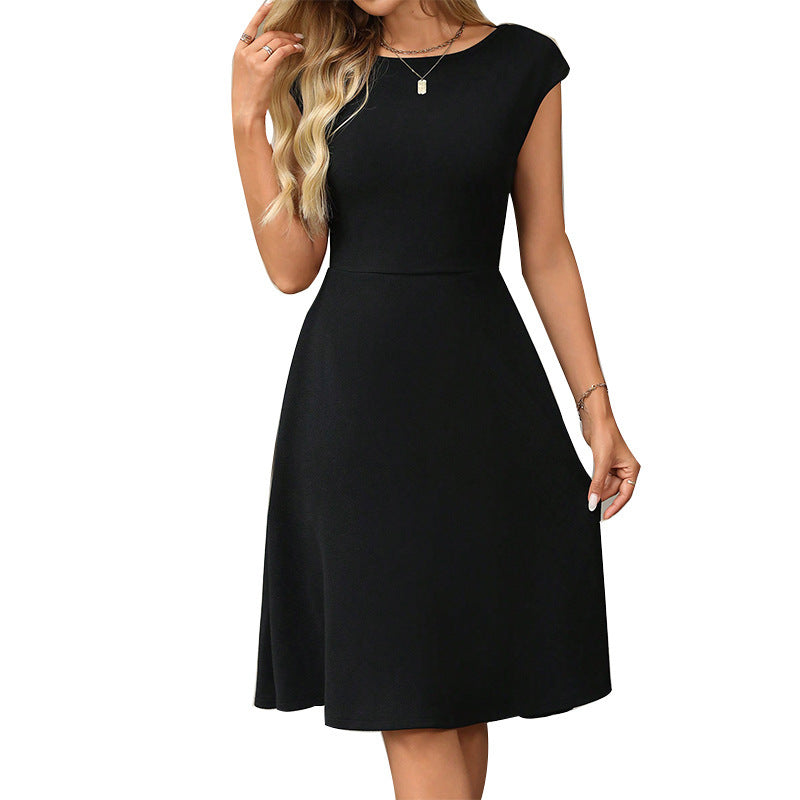 Black A-Line Mid-Length Skirt with Zipper Detail