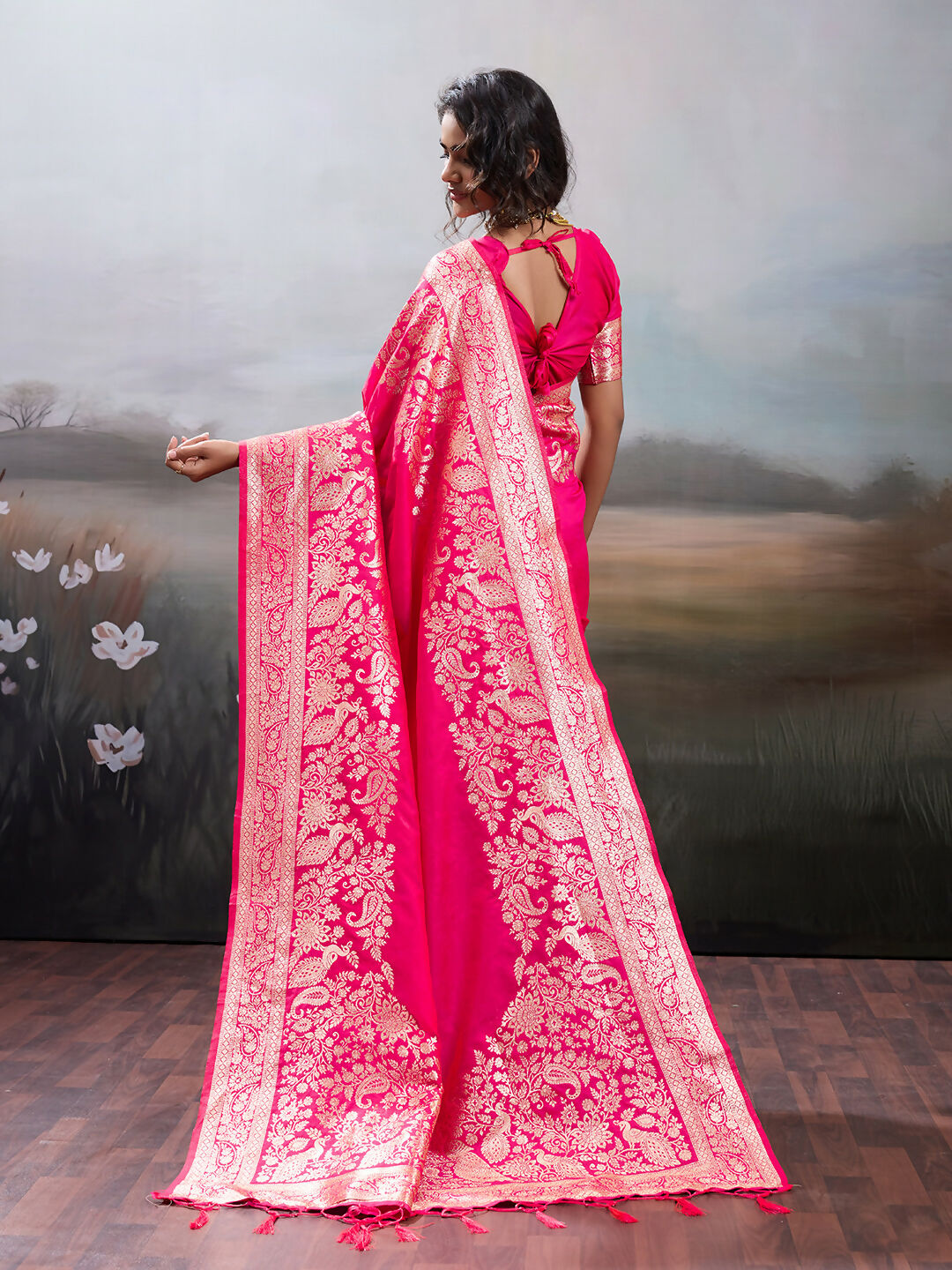 Pink Silk Blend Saree with Matching Blouse Piece