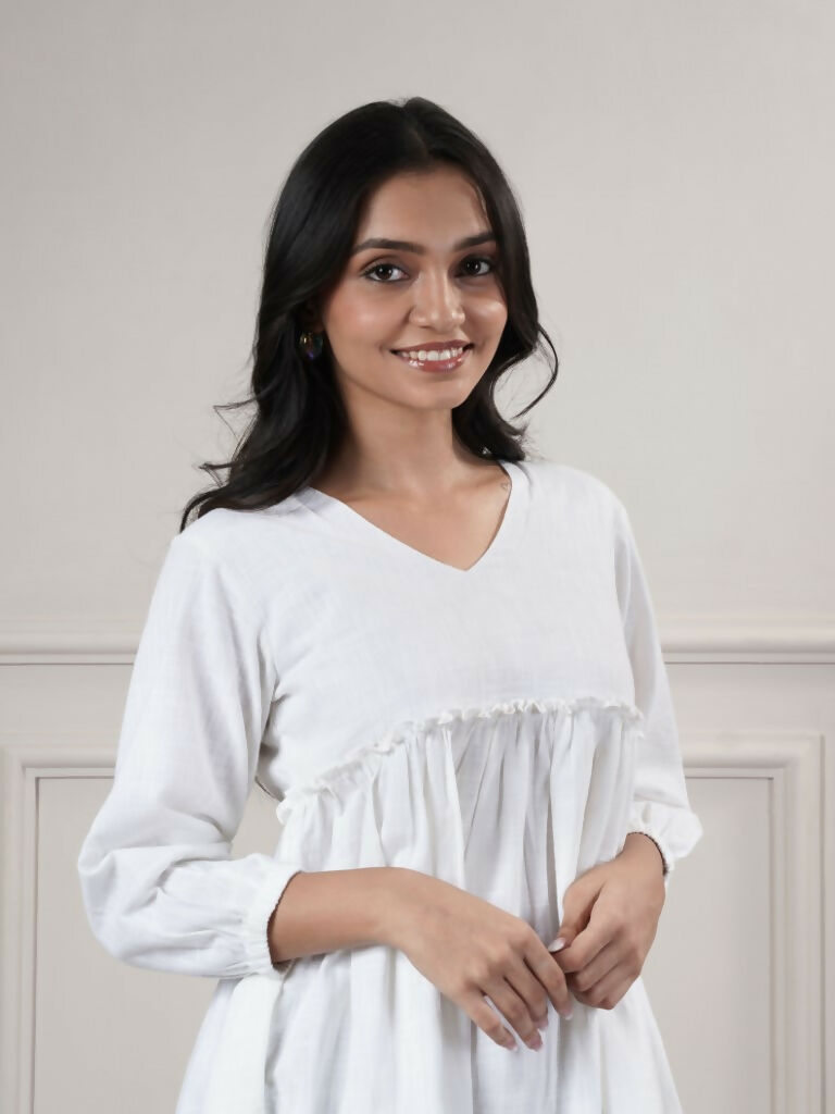 Women's White Short Dress with V-Neck and 3/4 Sleeves