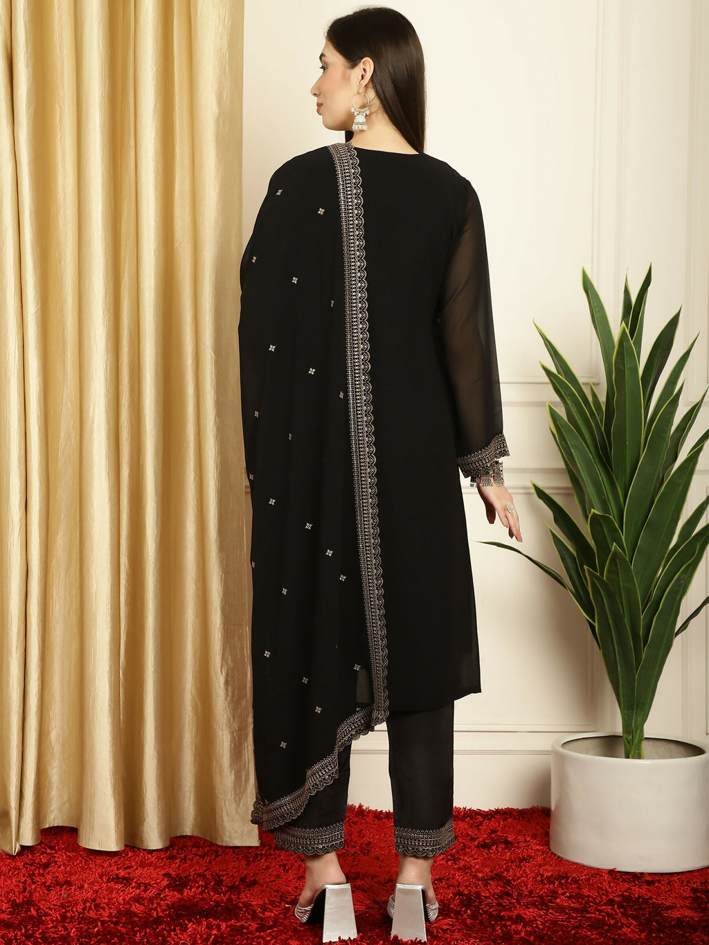 Women's Black Georgette Straight Kurta Set with Resham & Sequin Work