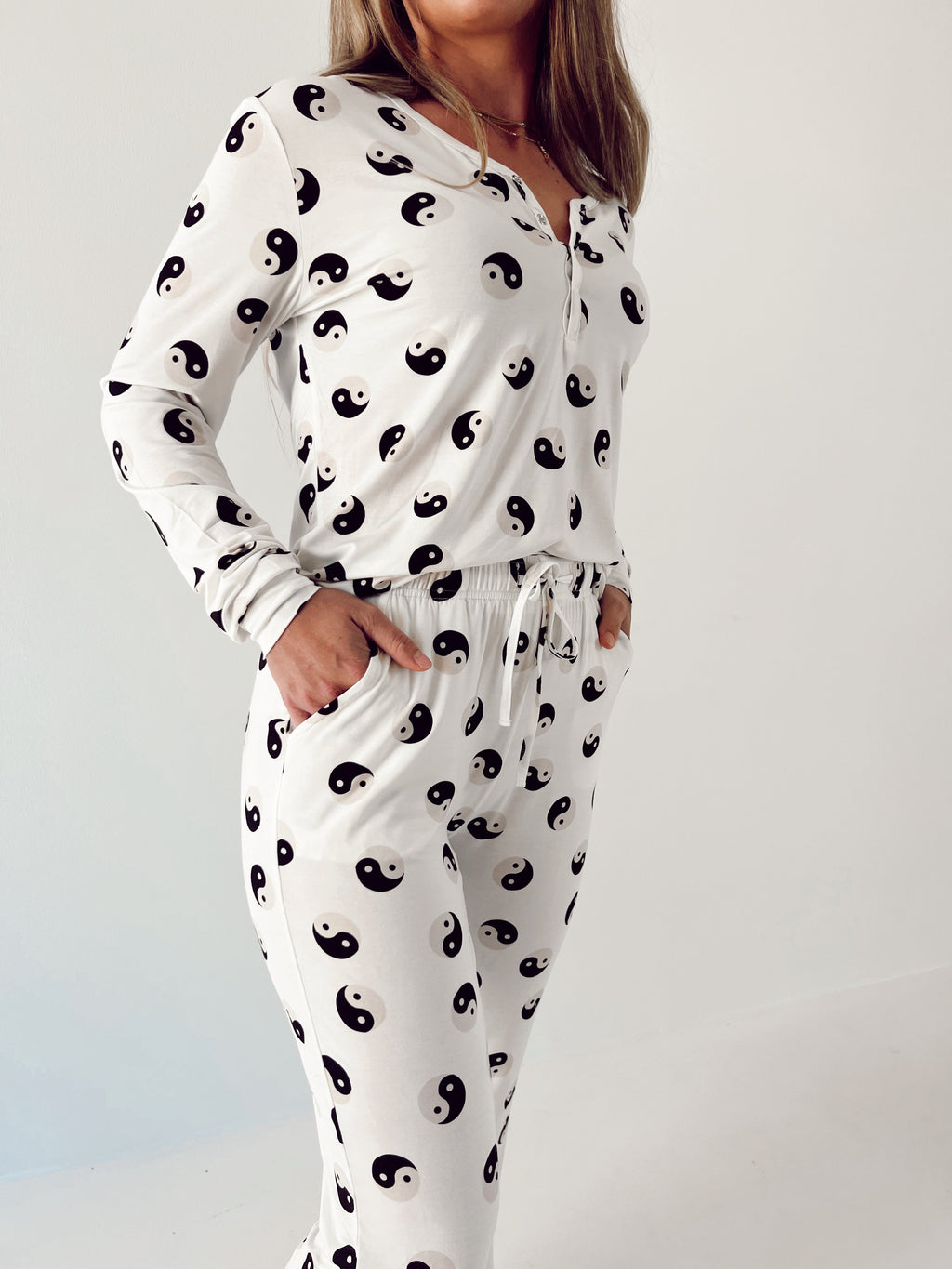 Women's Bamboo Pajama Set in Black and White Yin Yang Print