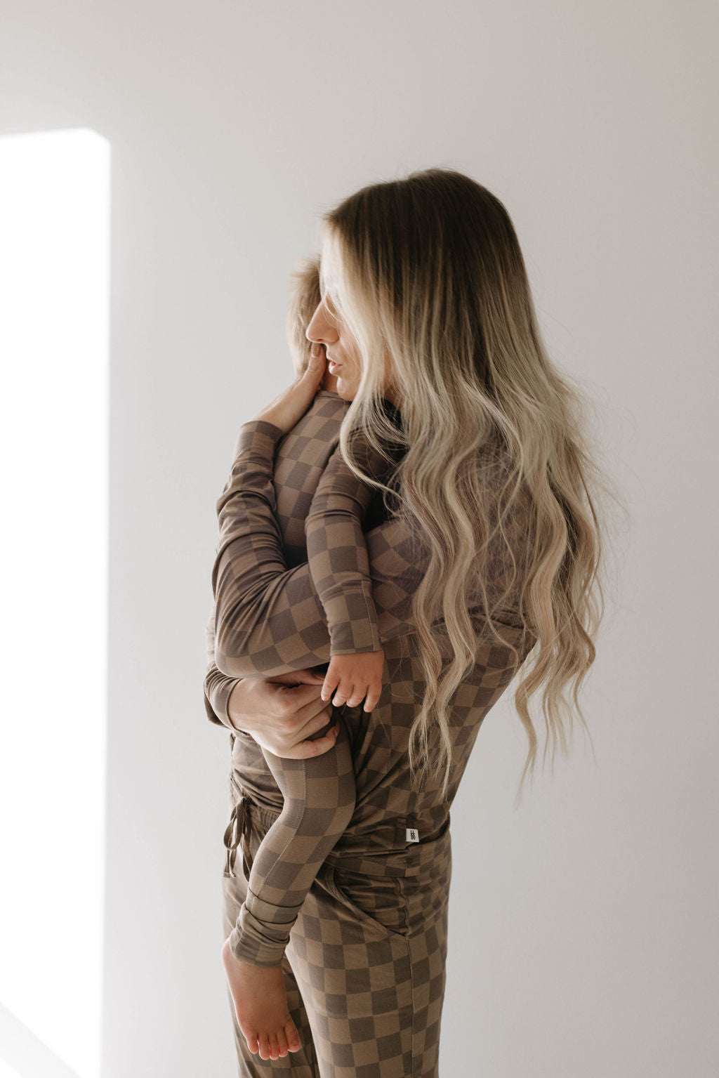 Women's Long Sleeve Bamboo Pajama Set - Faded Brown Checkerboard