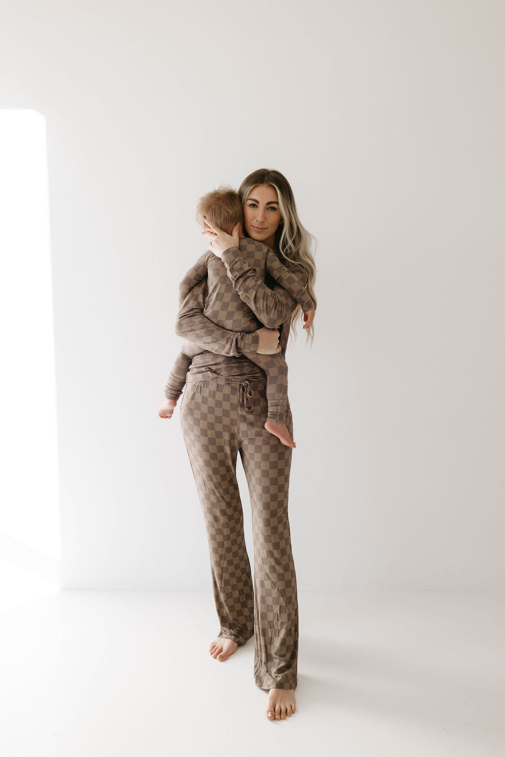Women's Long Sleeve Bamboo Pajama Set - Faded Brown Checkerboard