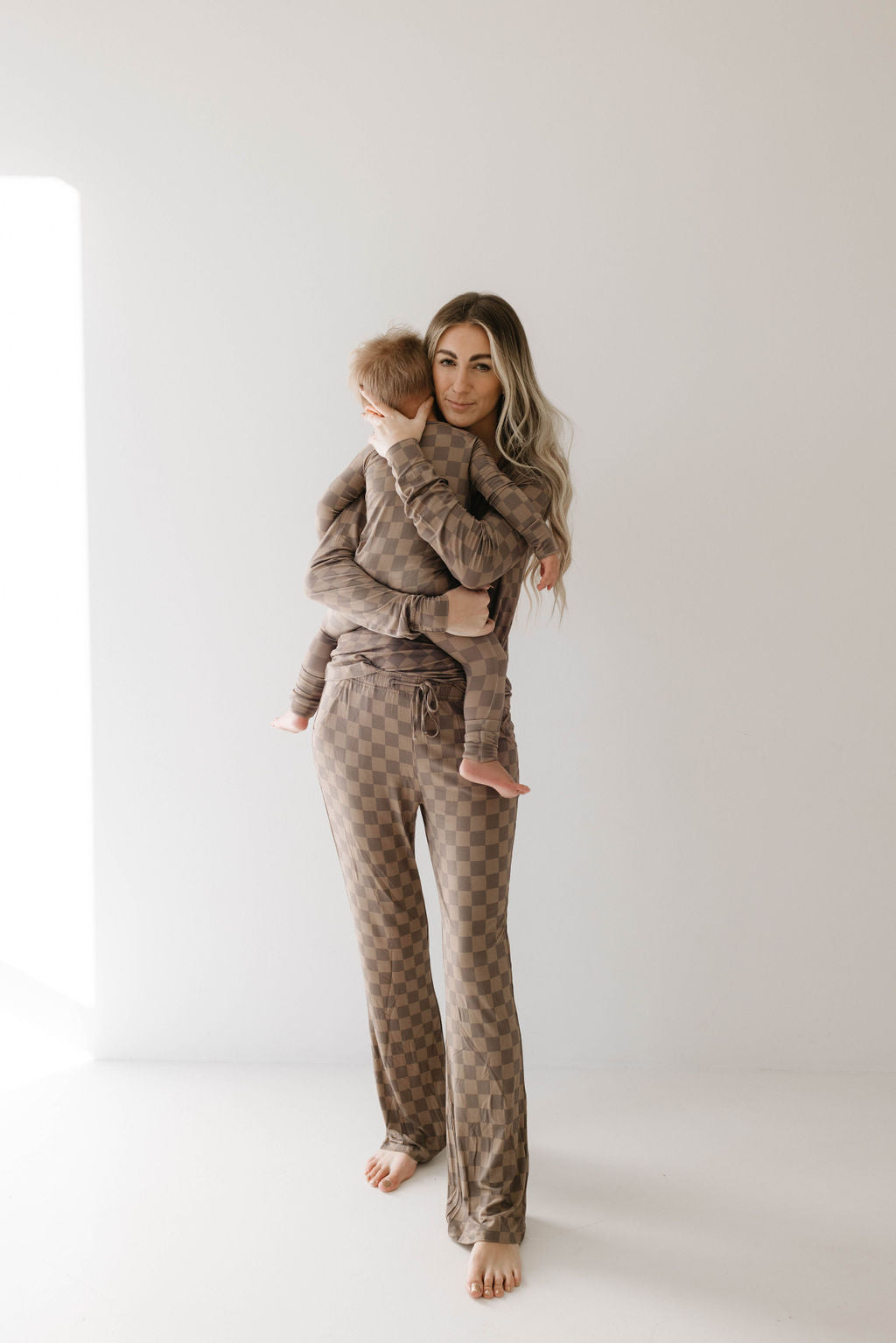Women's Long Sleeve Bamboo Pajama Set - Faded Brown Checkerboard