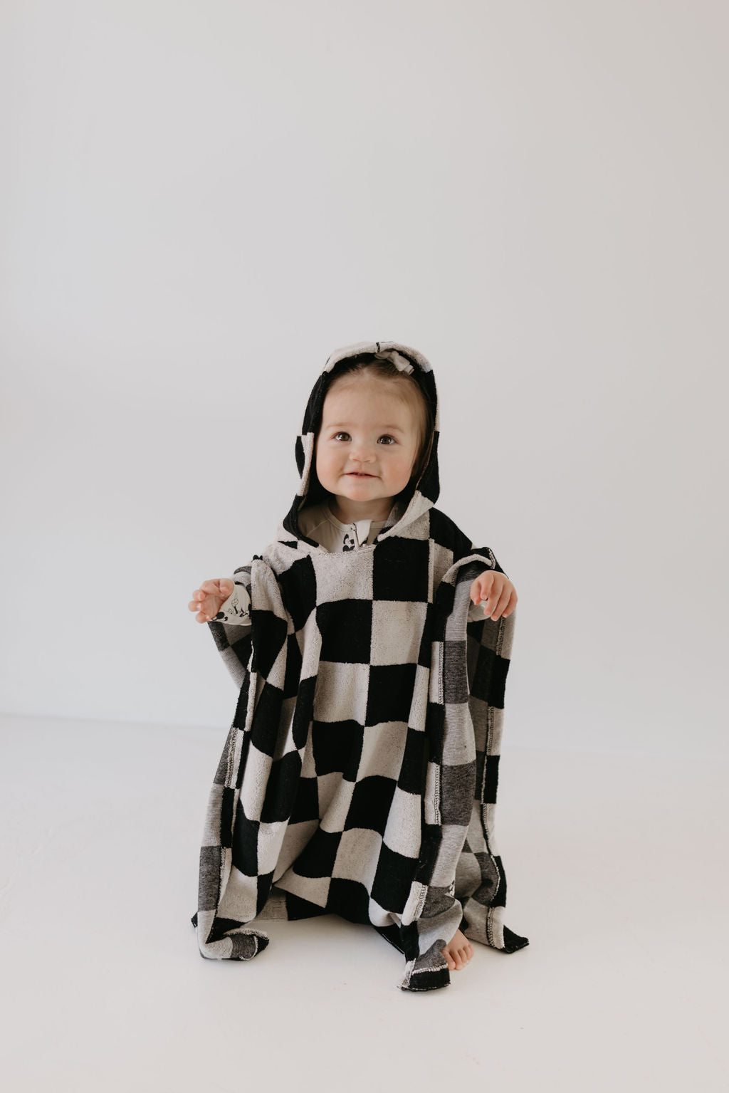 Hooded Towel | Black Checkerboard