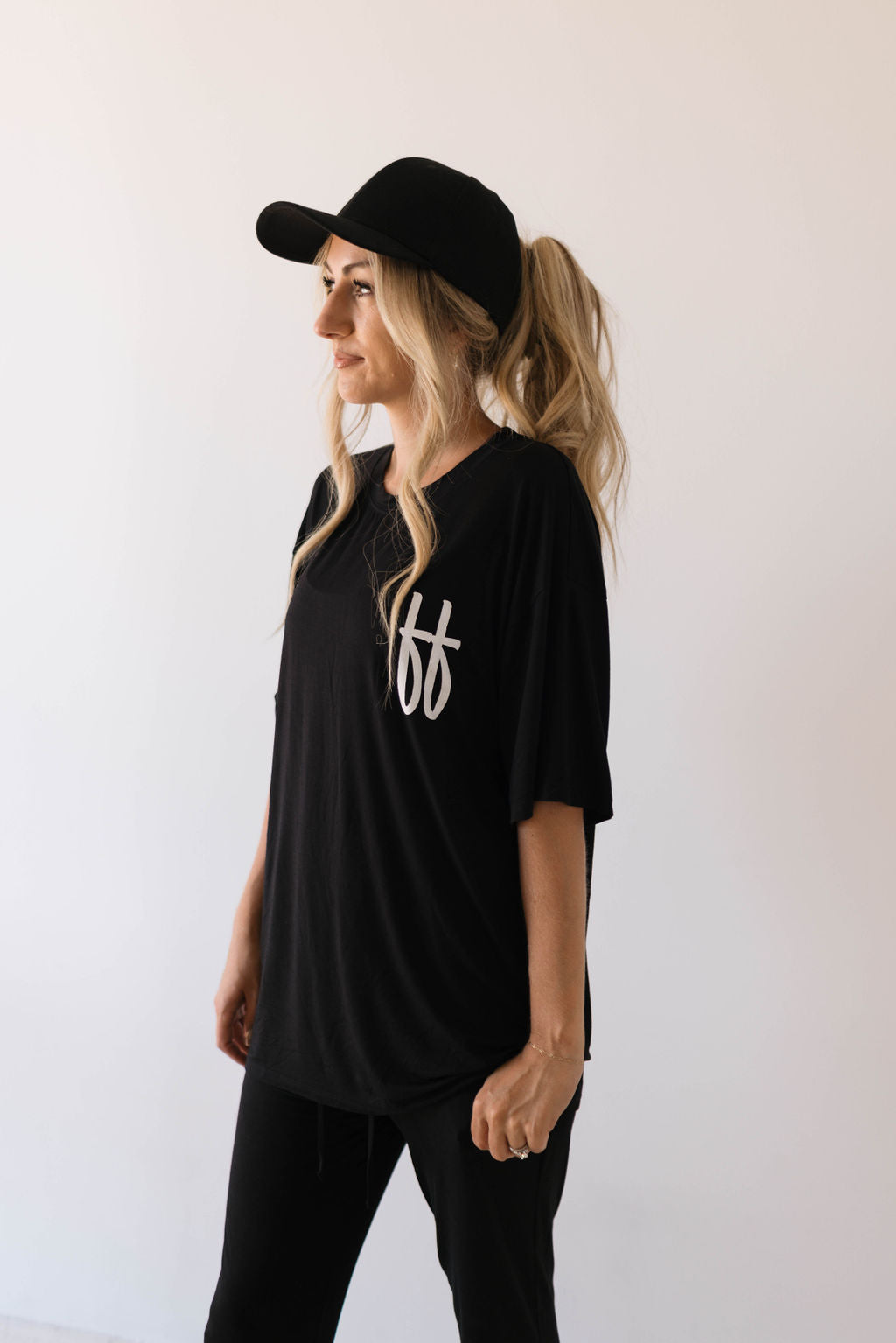 Women's Short Sleeve Bamboo Lounge Set - Black ff Signature