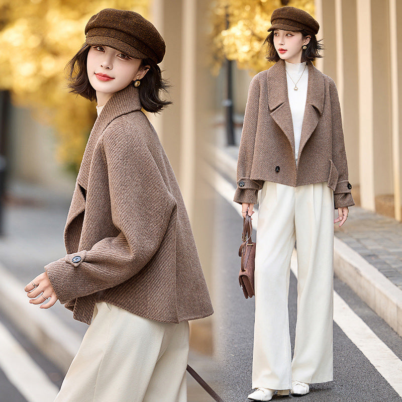 Women's Cropped Double-Sided Woolen Coat in Grey Khaki and Brown - Image 8