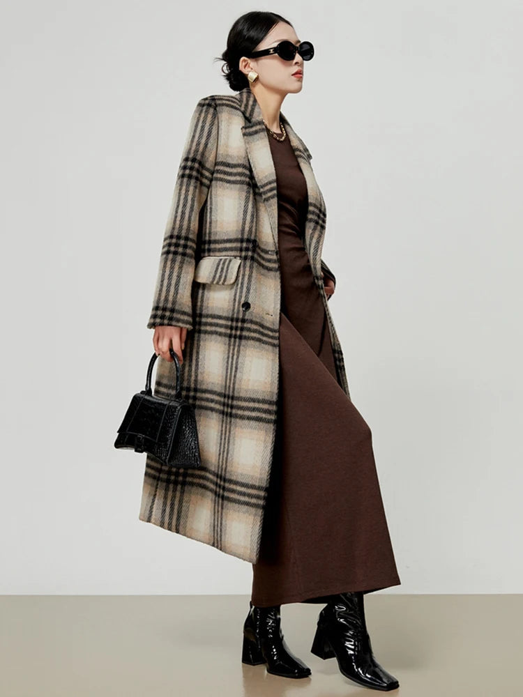 Women's Vintage Plaid Wool Blend Long Coat with Notched Collar - Image 2