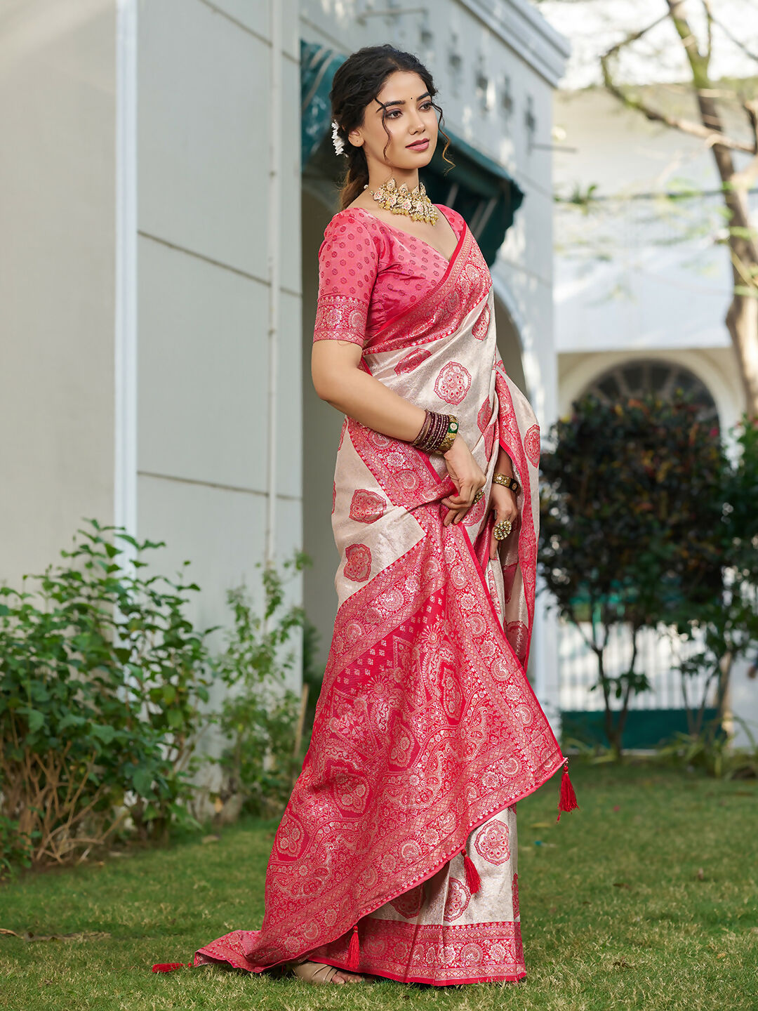 Cream and Red Silk Blend Saree with Matching Blouse