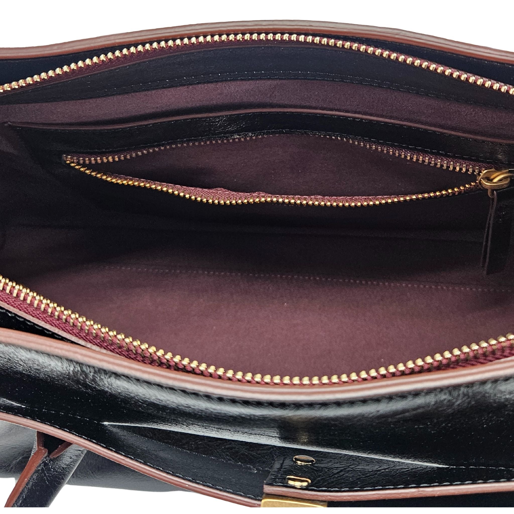 Emeralda Black Leather Shoulder Bag