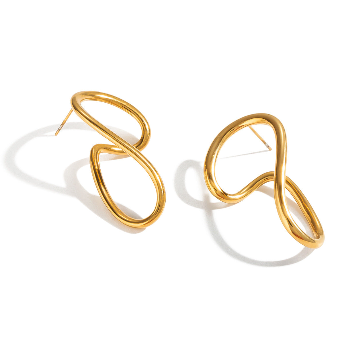 Simple Classic Stud Earrings With A Touch Of Light Luxury And Refined Elegance
