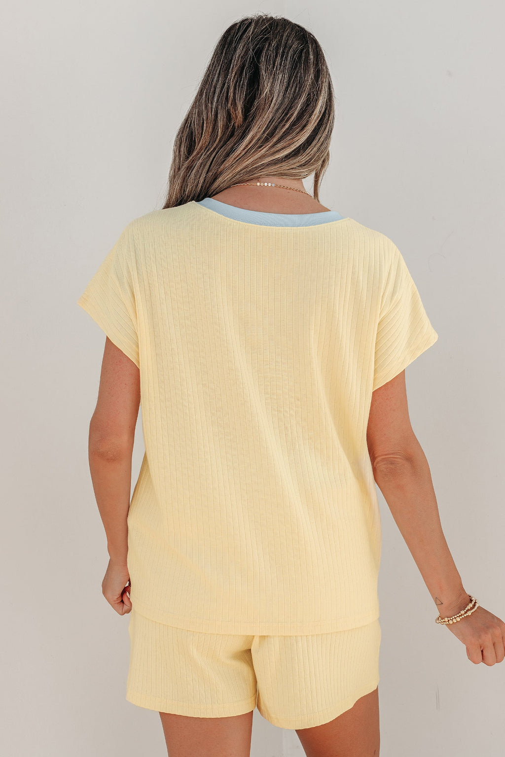 Sunny Trim Casual Short Set: Ribbed Knit Loungewear Outfit