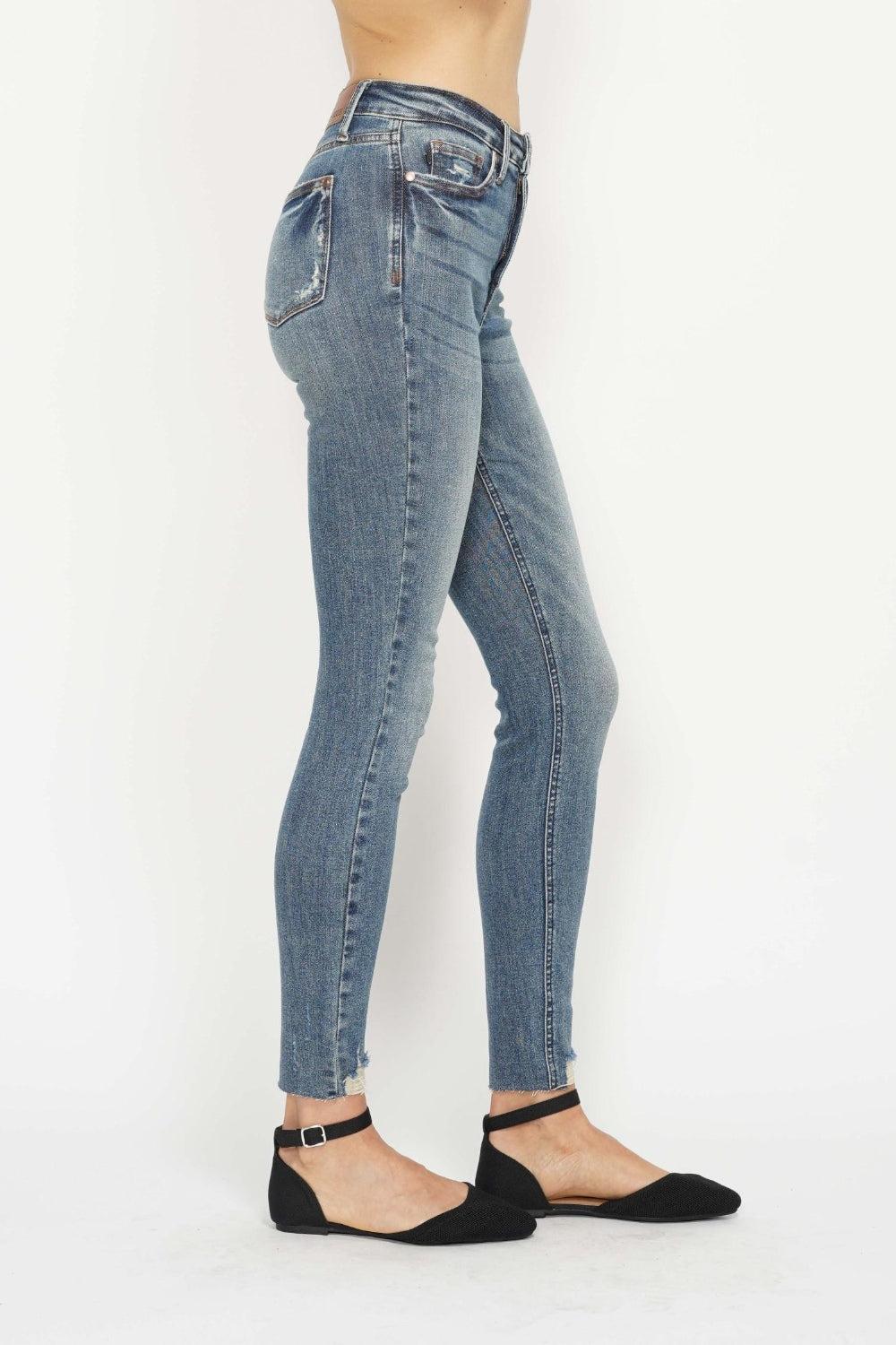 Judy Blue Tummy Control Vintage Wash Distressed Skinny Jeans