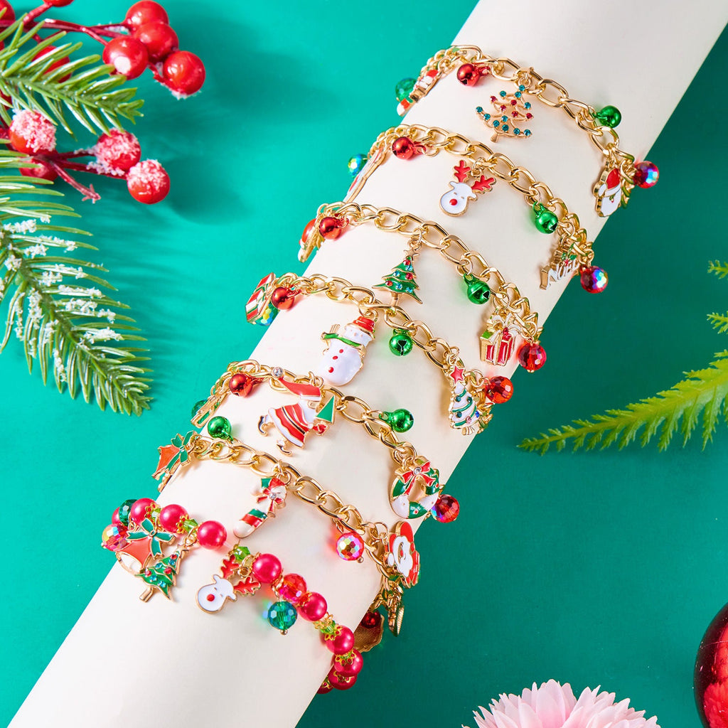 Cross-Border Christmas Bracelet With European And American Snow Santa Claus Bell Wreath Gift Pendant, Pull-Out Light Luxury Design Bracelet