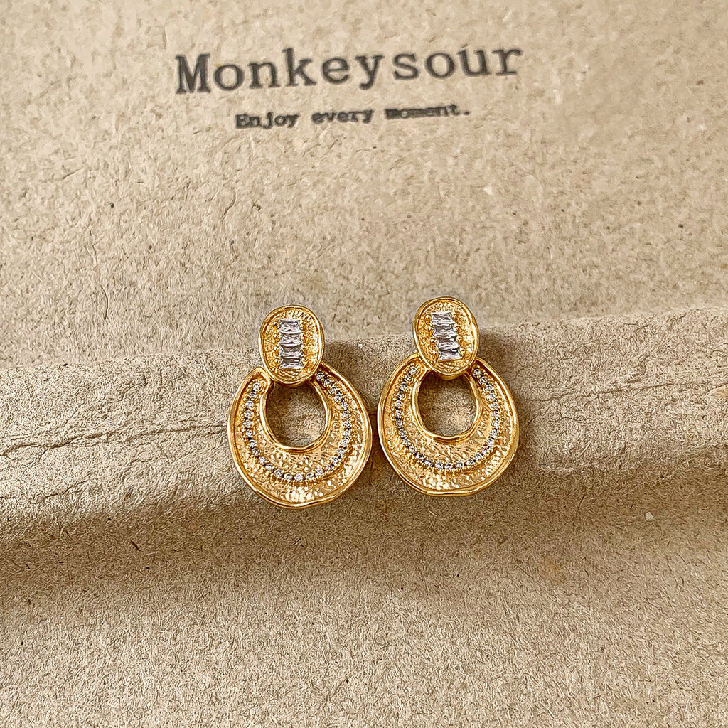 Exquisite, Cool-style Women's Minimalist Glazed Pentagram Earrings