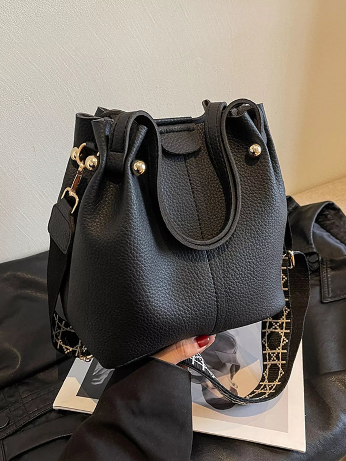 4cb8c95d749744e698b7dc31e918bc74-Max-Origin