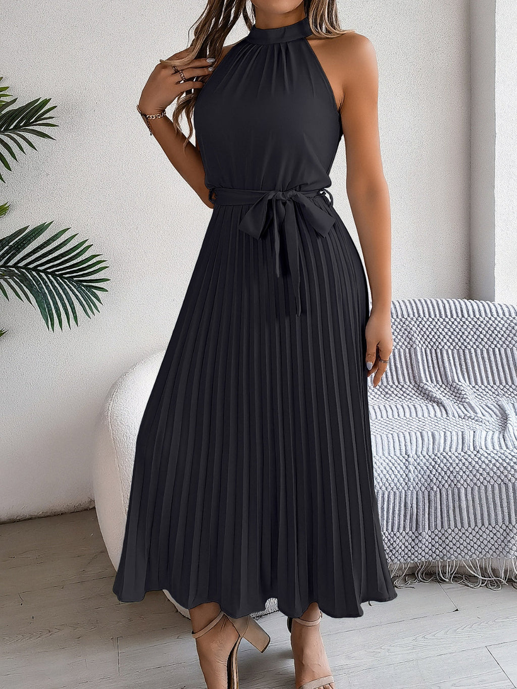 Elegant Sleeveless Midi Dress in Pink, Burgundy, and Black
