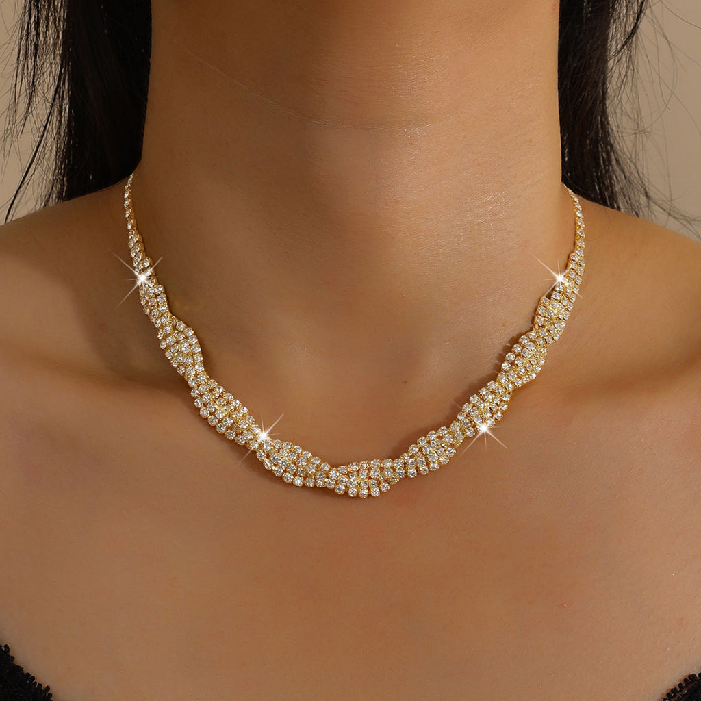 Women's Jewelry Necklace Short Clavicle Necklace Claw Chain Rhinestone Jewelry Tassel Earrings Versatile Accessories Holiday Gift Batch
