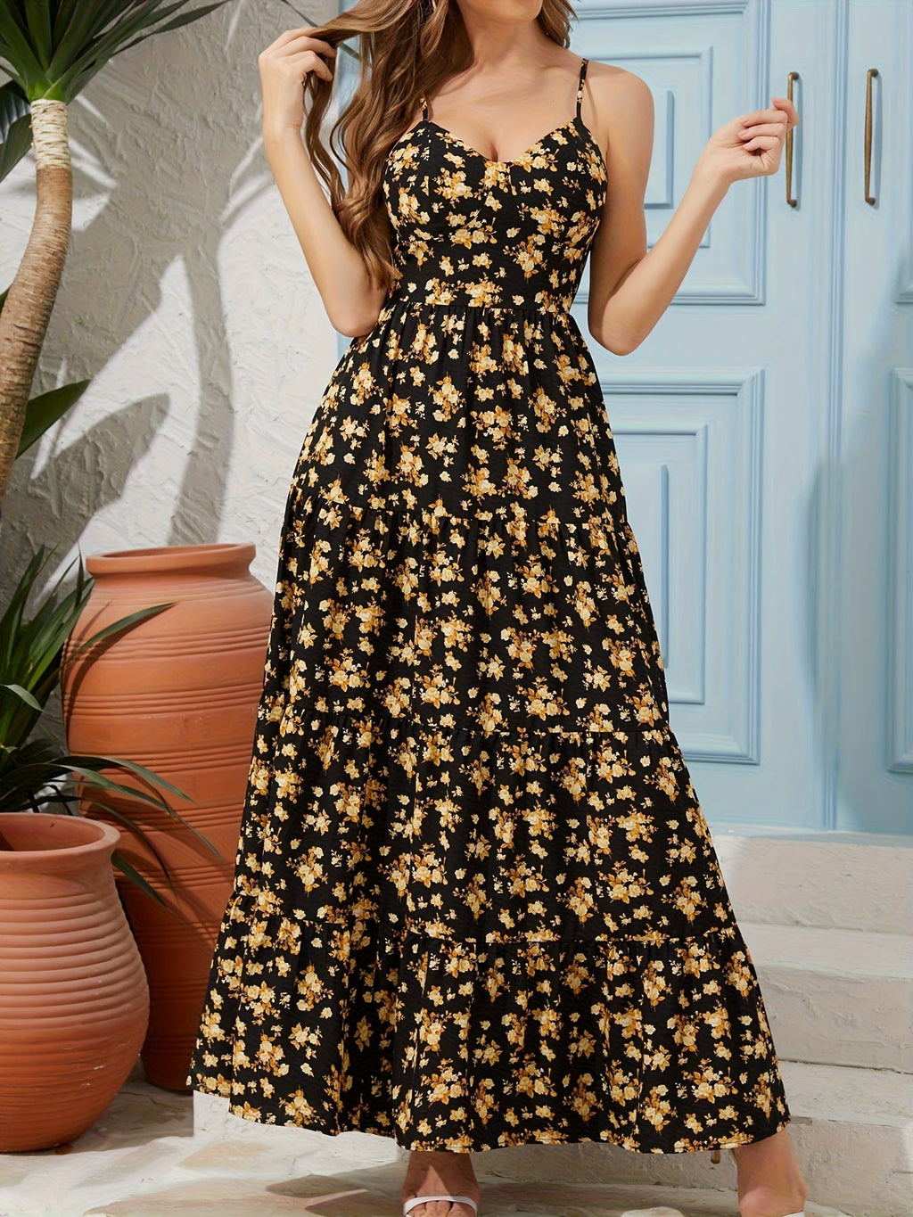 Women's Floral Print Backless Maxi Dress with Bow Detail - Image 2