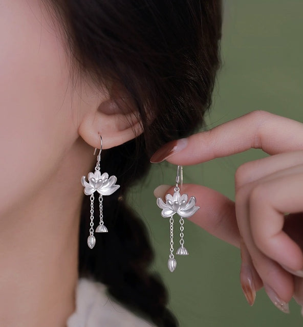 S999 Sterling Silver Earrings And Necklace