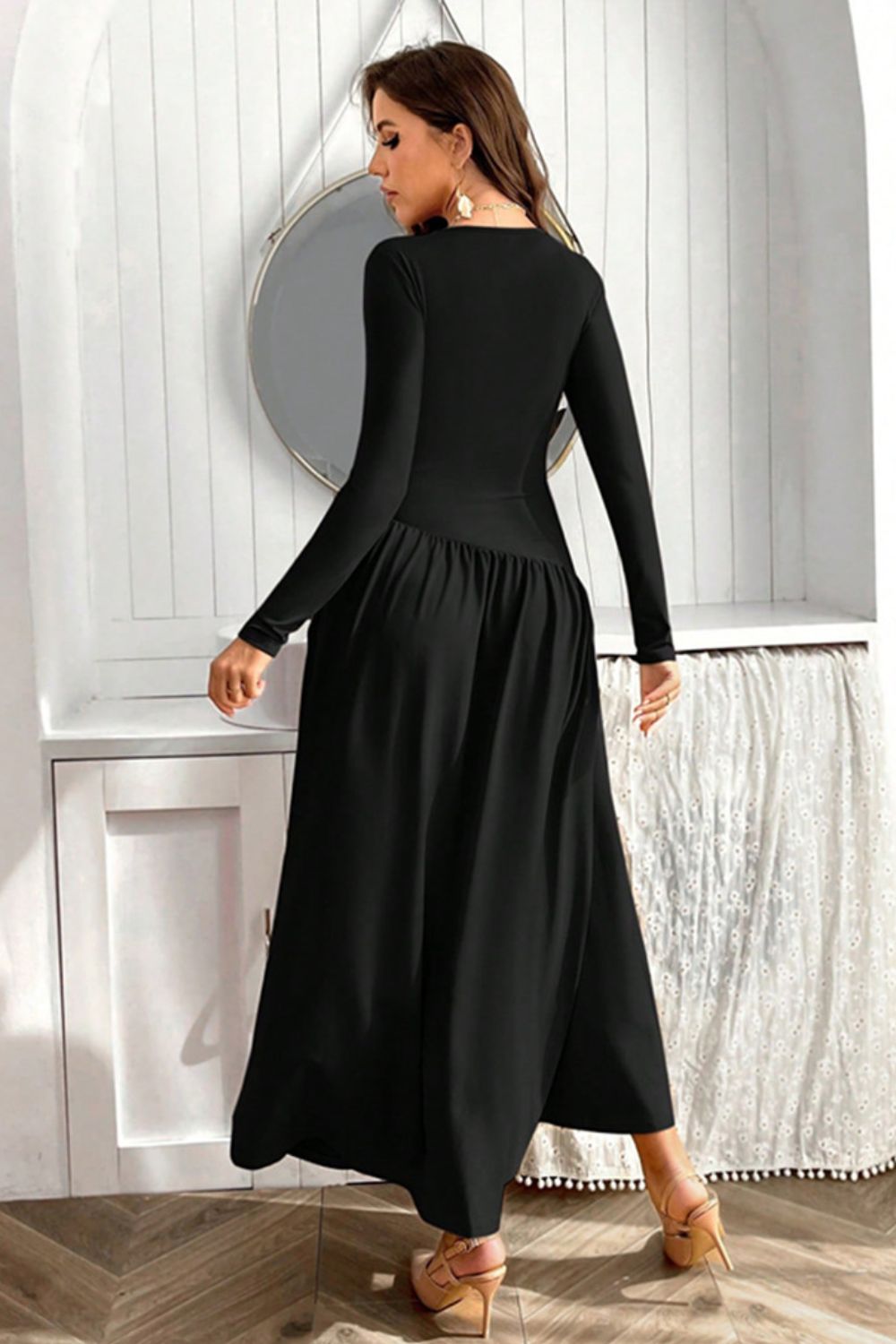 Black Ruched Round Neck Long Sleeve Dress for Women