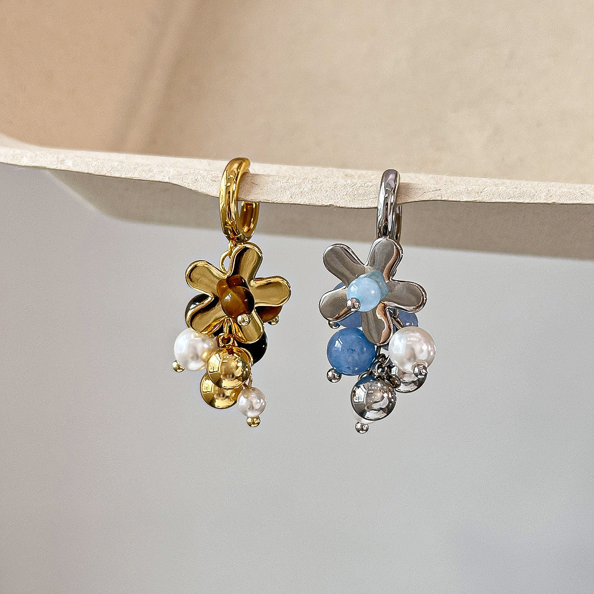 Elegant And Fashionable Tigers Eye Stone Earrings Flower-shaped Ear Clips