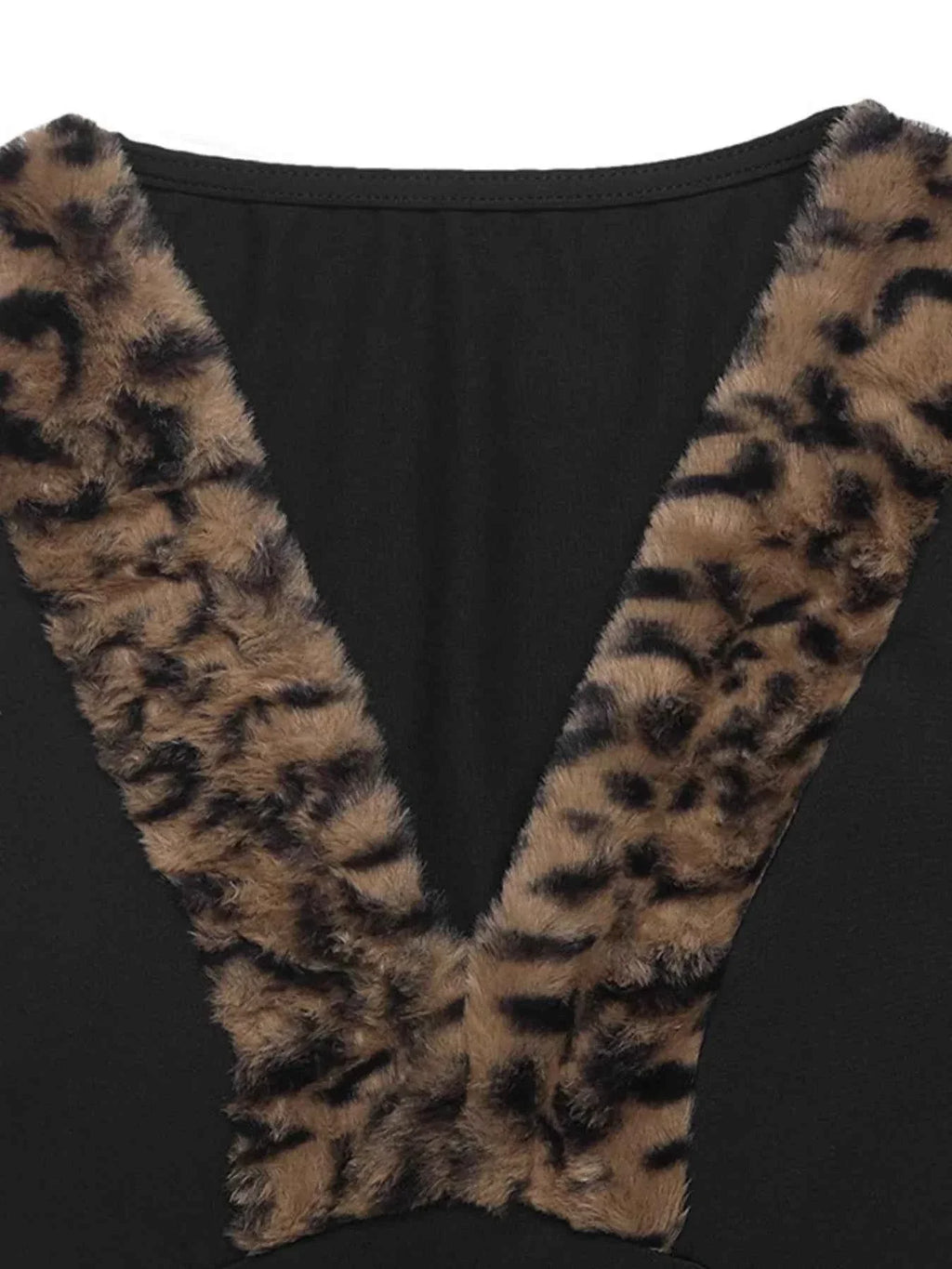 Leopard Trim V-Neck Long Sleeve Bodysuit
