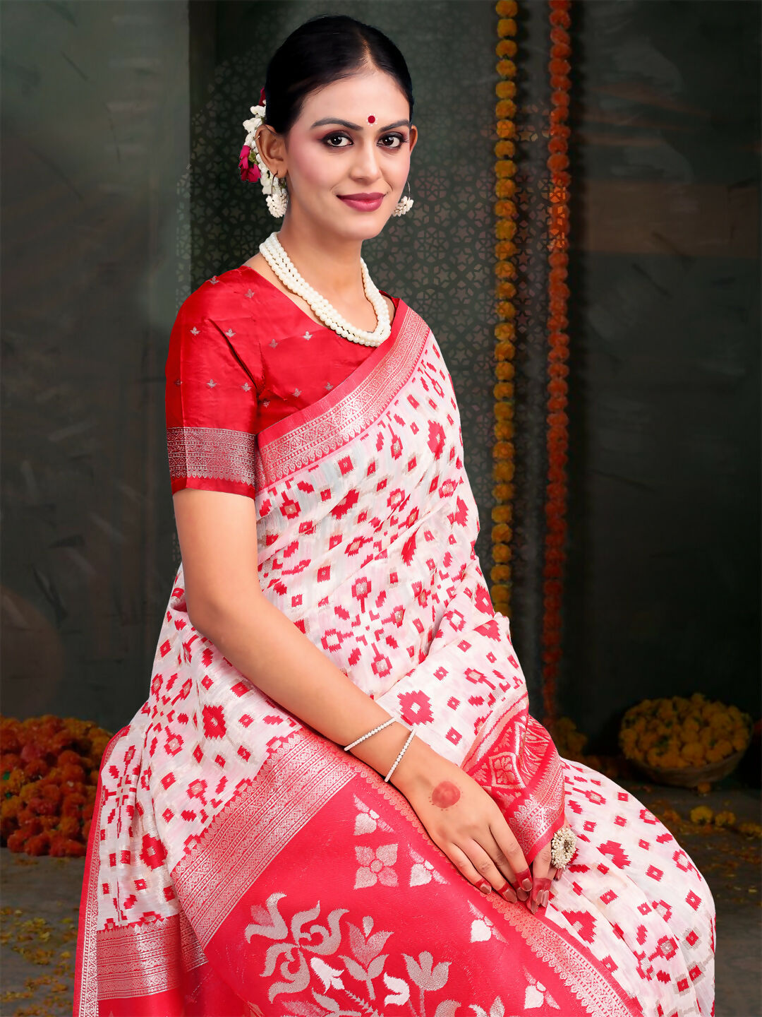 Red & White Linen Cotton Saree with Matching Blouse Piece
