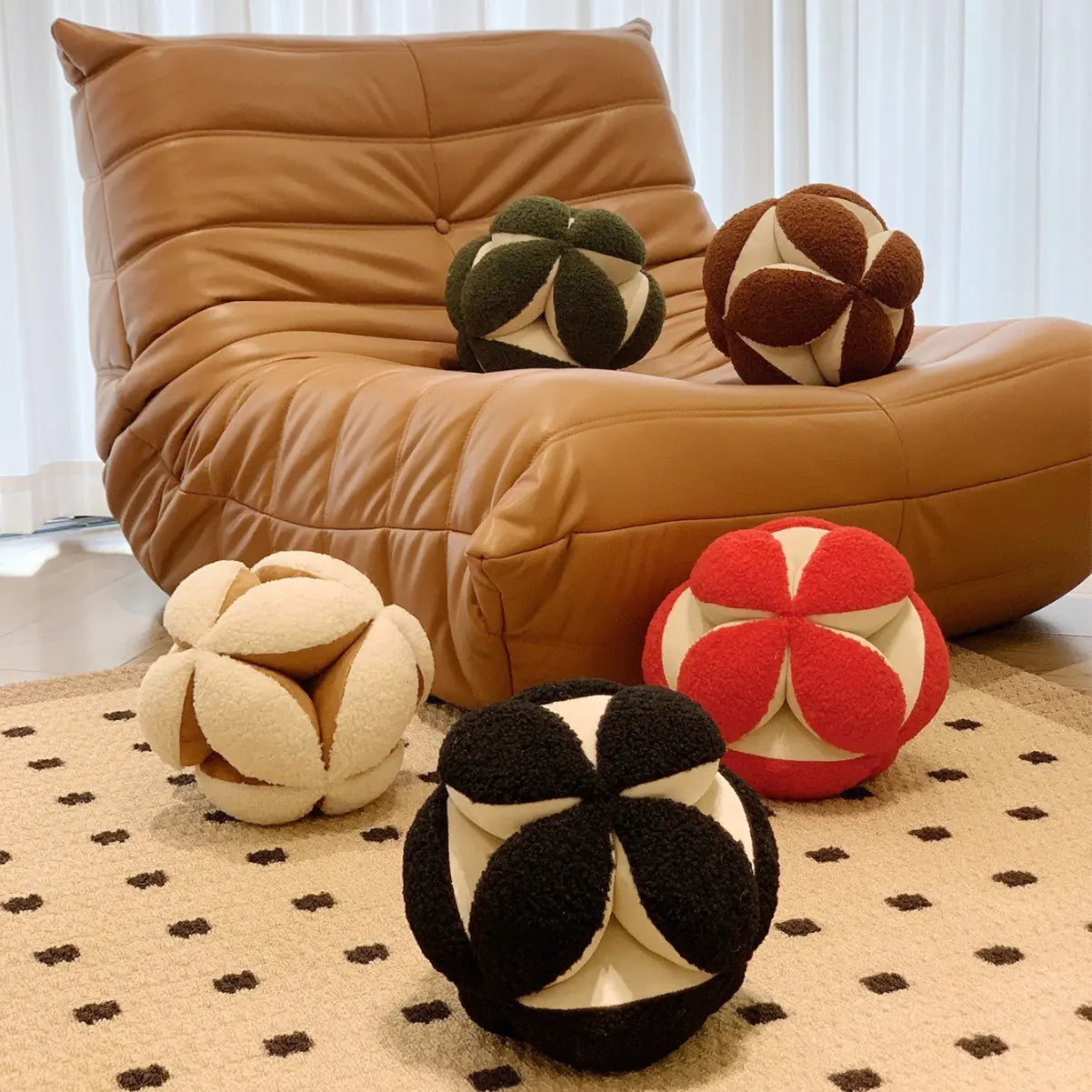Light Luxury Hydrangea Shaped Decorative Pillow