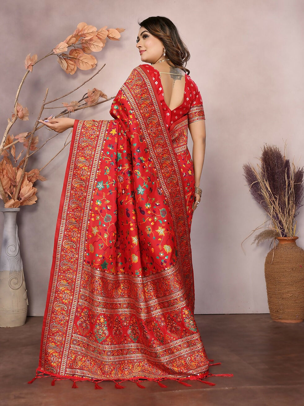 Red Meena Weaves Pashmina Saree with Unstitched Blouse Piece