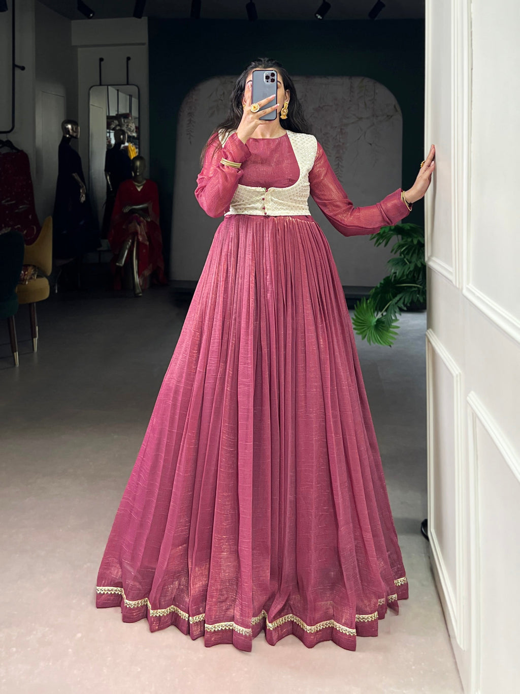 Lorenvalley Fashion Pink Silver Glosy Crunchy Lace Touch Up Gown with Koti