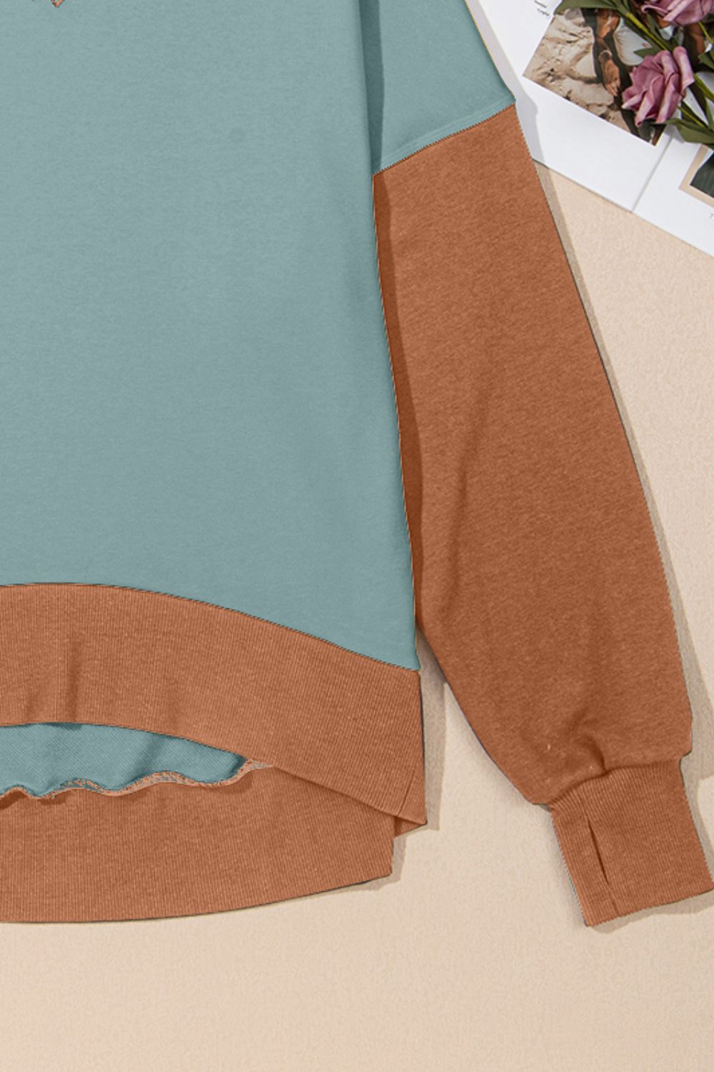 Women's Contrast Crewneck Sweatshirt in Beige and Grey