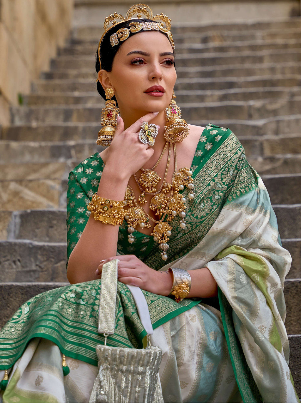 Green Weaving Border Silk Saree with Blouse