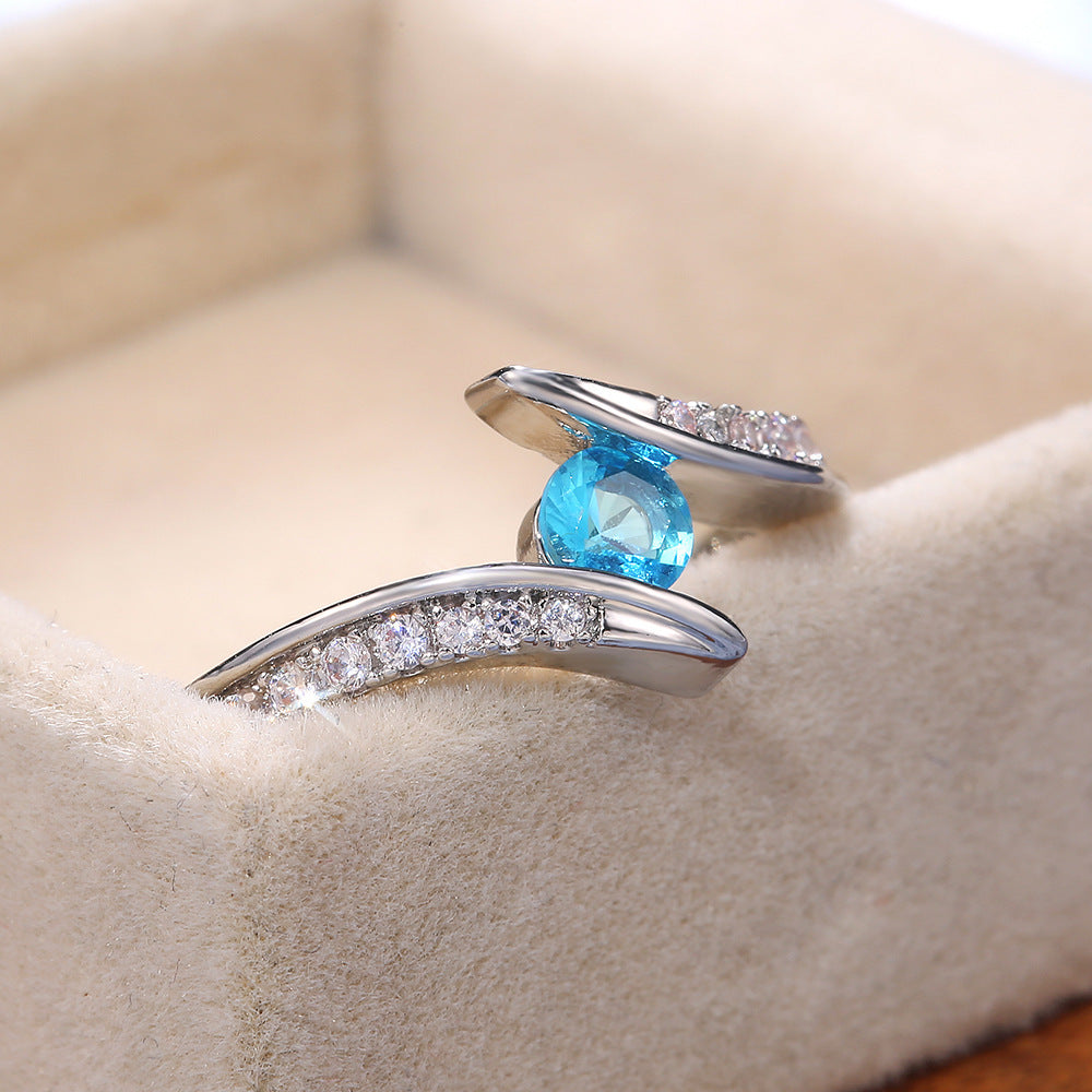 Minimalist Round Zircon Geometric Ring in Silver Finish