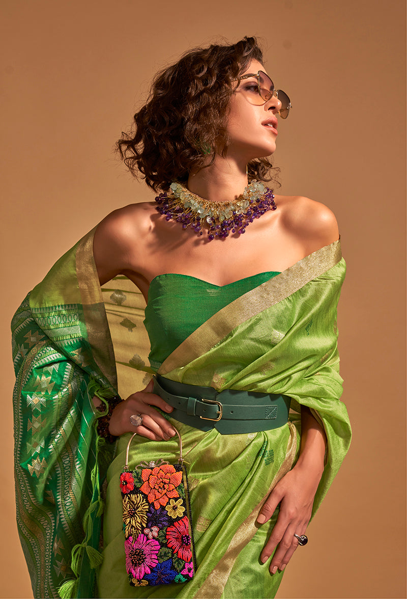 Light Parrot Green Handloom Silk Traditional Classic Saree
