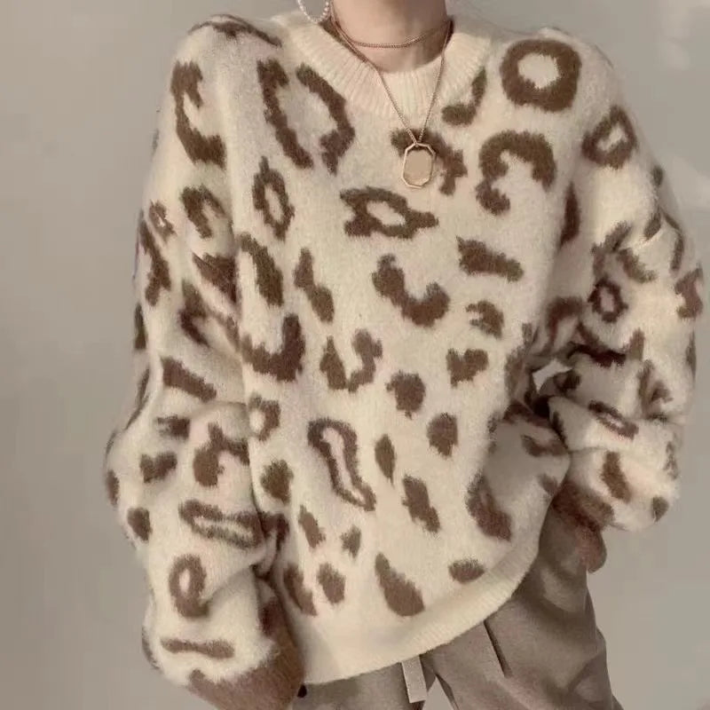 Women's Cozy Leopard Print Crew Neck Pullover Sweater - Image 3