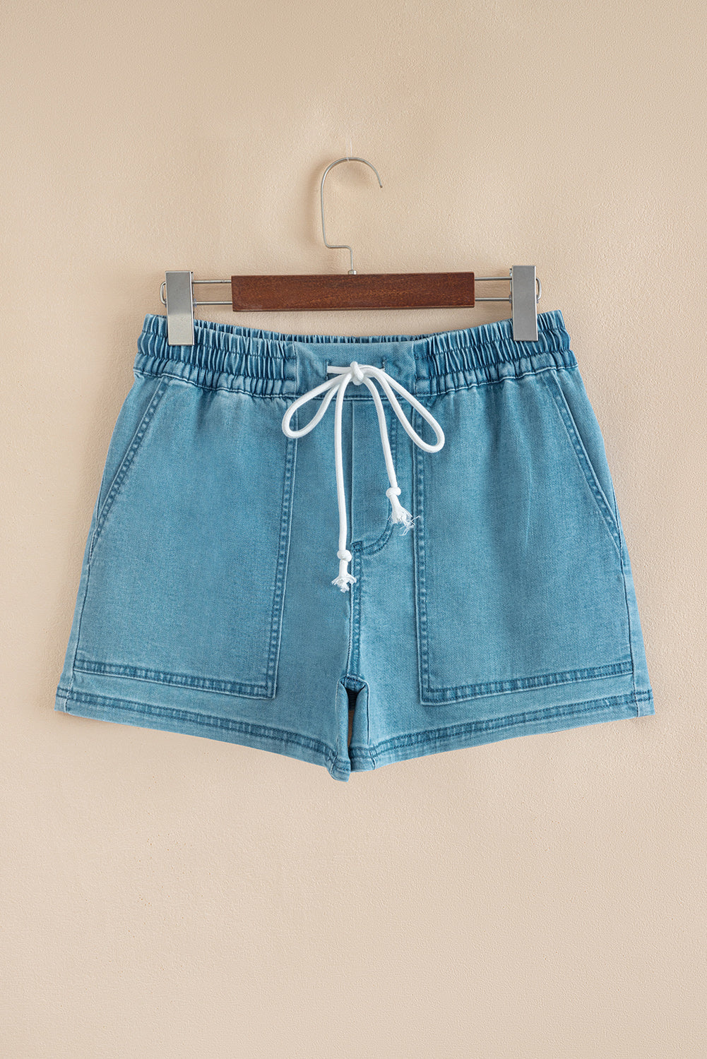 Light-Blue Denim Drawstring Elastic Waist Shorts for Casual Wear